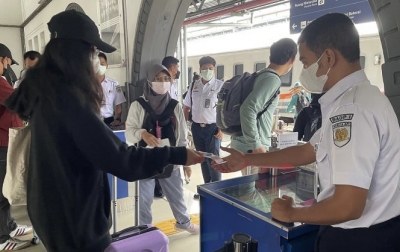 PT KAI Perkirakan Jumlah Penumpang Kereta Api Tahun Ini Naik 2 Kali Lipat