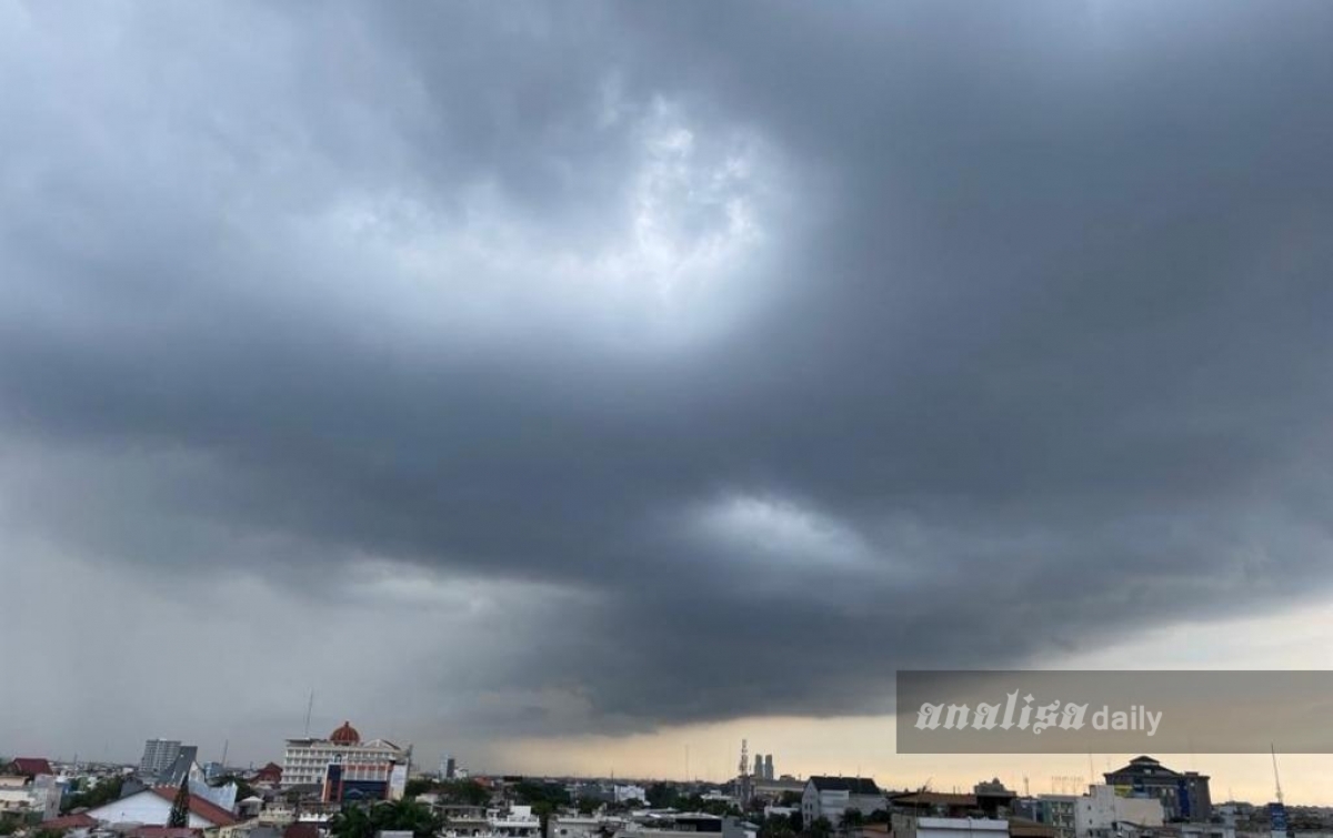 Prakiraan Cuaca Sumut Hari Ini: Berpotensi Hujan Ringan hingga Lebat