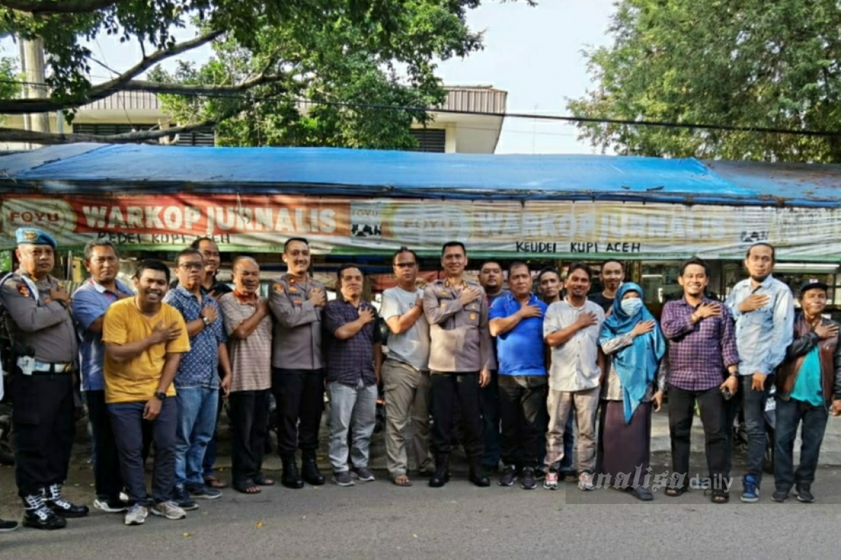 Irjen Dadang Hartanto Silaturahmi ke Warkop Jurnalis Medan