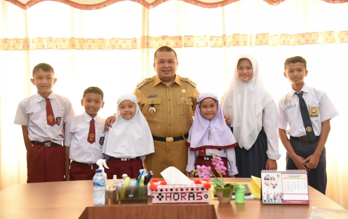 Lepas Kontingen FTBI Tingkat Nasional, Dolly: Harumkan Nama Tapsel