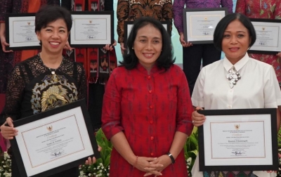 Menteri PPPA Beri Penghargaan ke Stakeholder G20 EMPOWER