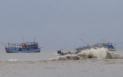 BMKG: Waspadai Gelombang Tinggi hingga 4 Meter di Beberapa Perairan Indonesia