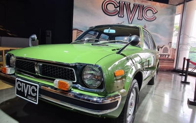 Mobil Legendaris Civic Generasi Pertama Mejeng di Dreams Café