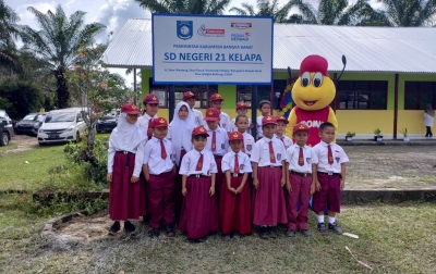 Bantuan Pendidikan-Beasiswa Disalurkan ke Pelajar SD di 20 Wilayah Indonesia