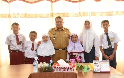 Lepas Kontingen FTBI Tingkat Nasional, Dolly: Harumkan Nama Tapsel