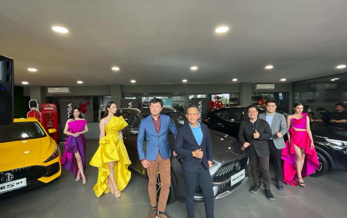 Pertama dan Terbesar di Indonesia, Showroom MG Berkonsep 4S Ada di Medan