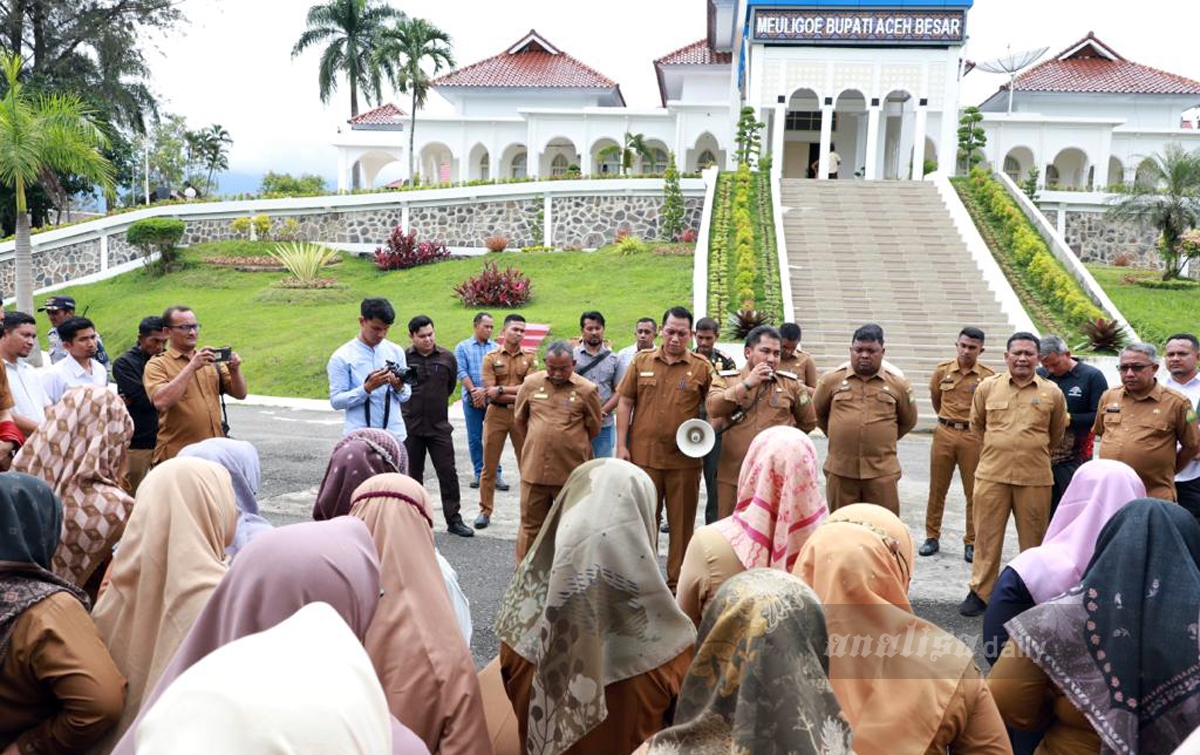 SK Belum Turun, 361 Guru PPPK Aceh Besar Unjuk Rasa