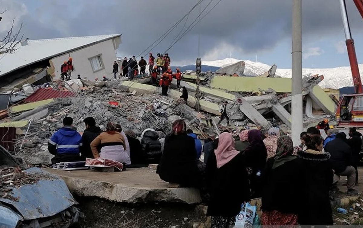 Kisah Bocah Kembar di Turki Dievakuasi dari Bawah Puing 40 Jam Setelah Gempa
