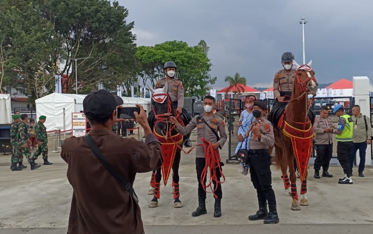 Polisi Berkuda Polda Sumut Jadi Daya Tarik Pengamanan F1 Powerboat