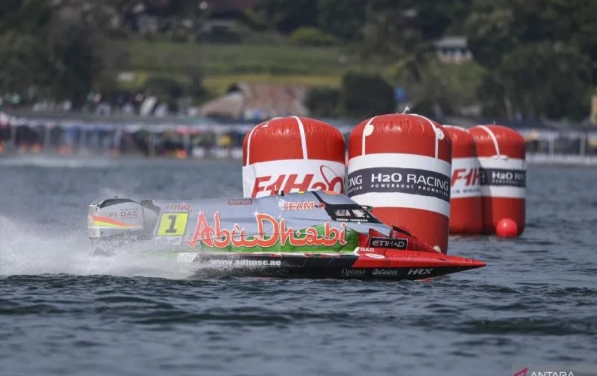 Sesi Race F1 PowerBoat, Kecepatan Angin Sama Seperti Saat Kualifikasi