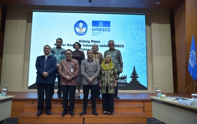 Lewat Sidang Pleno KNIU, Kemendikbudristek Pertajam Peran dan Kepemimpinan Indonesia