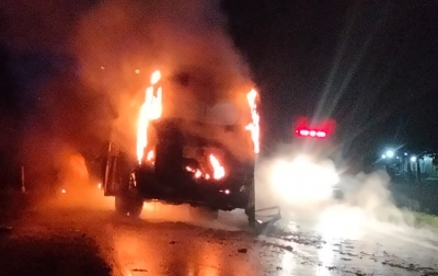 Lakalantas di Sergai: 1 Orang Tewas, Sepeda Motor dan Bus Terbakar
