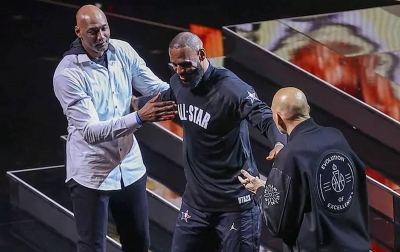 LeBron Terima Penghormatan NBA Bersama Abdul-Jabbar dan Malone