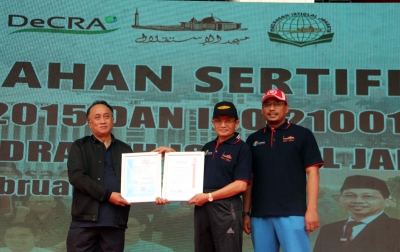 Madrasah Istiqlal Jakarta Terima Sertifikat Internasional