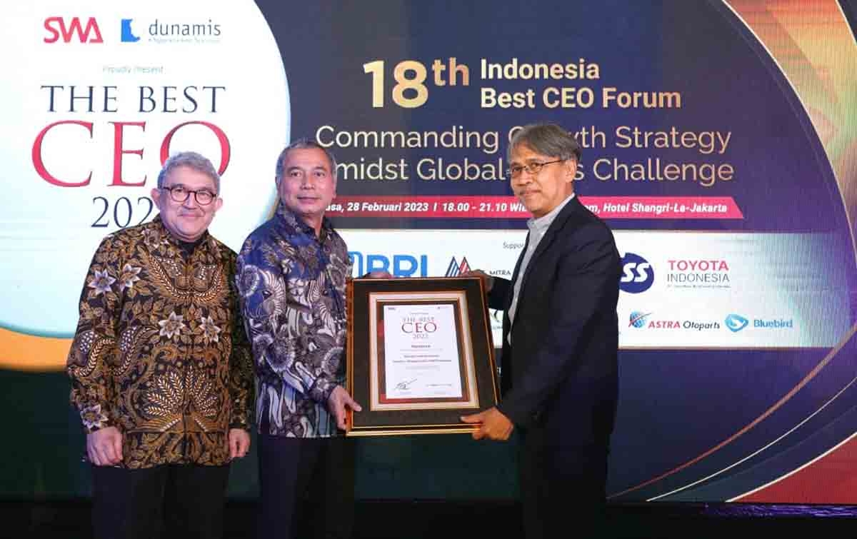 Leadership Kuat Bawa Dirut BRI Sunarso Menjadi Indonesia Best CEO 2022