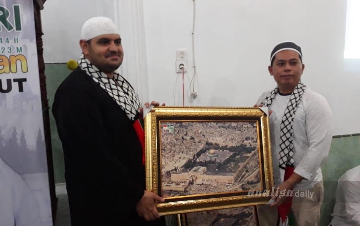 Ulama Palestina Syaikh Mahmoud Kamal Safari Ramadan di Masjid Nurul Ikhlas  Ikpos Sibuhuan