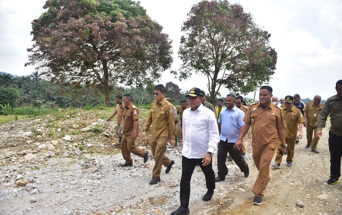 Edy Rahmayadi Jajal Jalan Alternatif Medan-Berastagi via Kutalimbaru