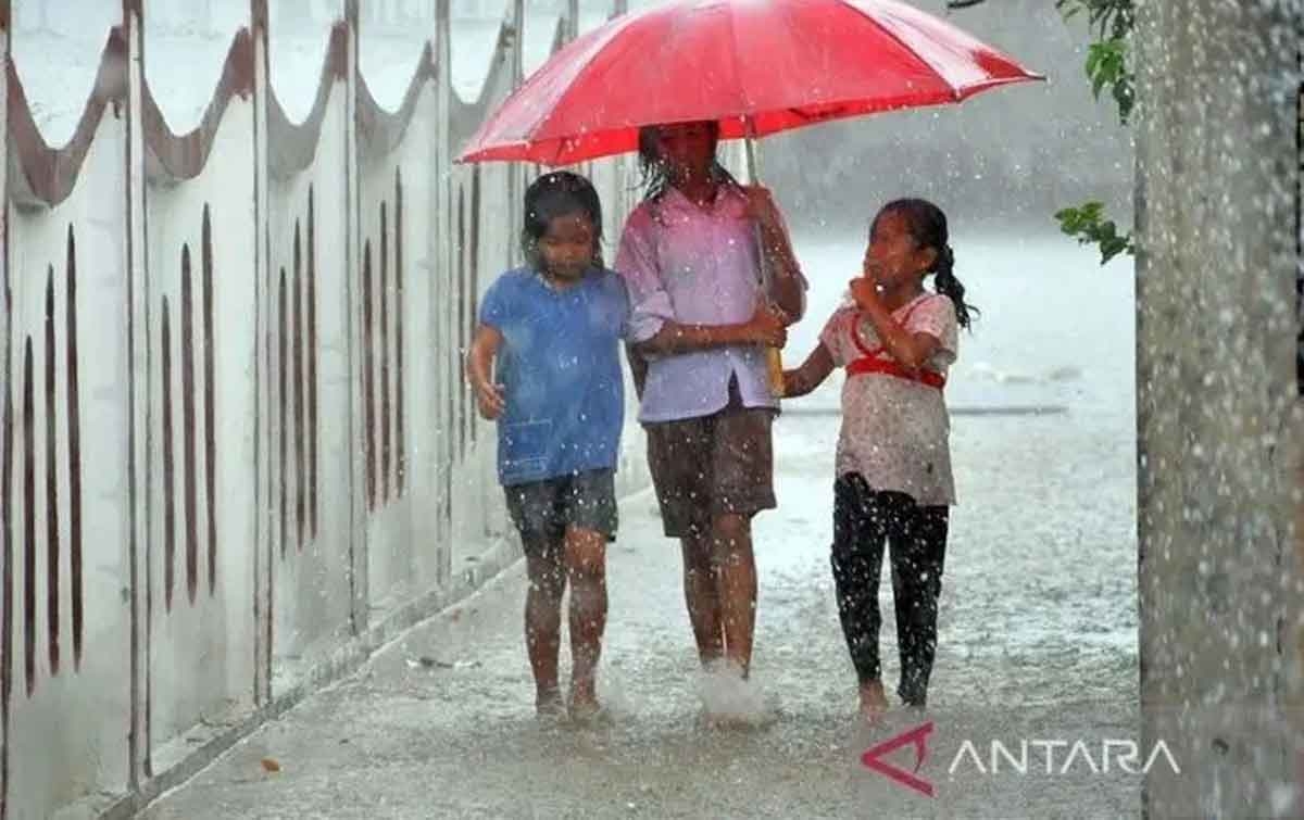 Hujan Berintensitas Ringan Diperkirakan Turun di Kota Medan