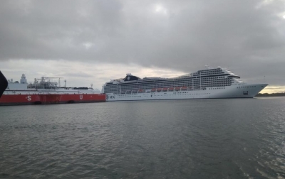 Kapal Cruise Terbesar di Dunia MSC Magnifica Bersandar di Benoa Bali