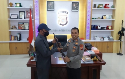 Warga Serahkan Senpi Sisa Konflik Aceh, Yanis: Ini Bukan Rakitan