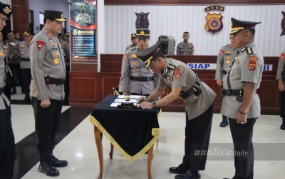 Kapolda Lantik 3 Pejabat Utama Polda Aceh dan 3 Kapolres
