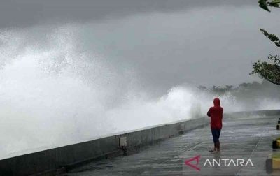 Masyarakat Pesisir Diimbau Waspadai Gelombang Tinggi