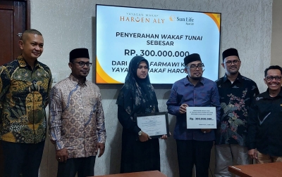 Sun Life Indonesia Salurkan Dana Wakaf Pertama di Aceh