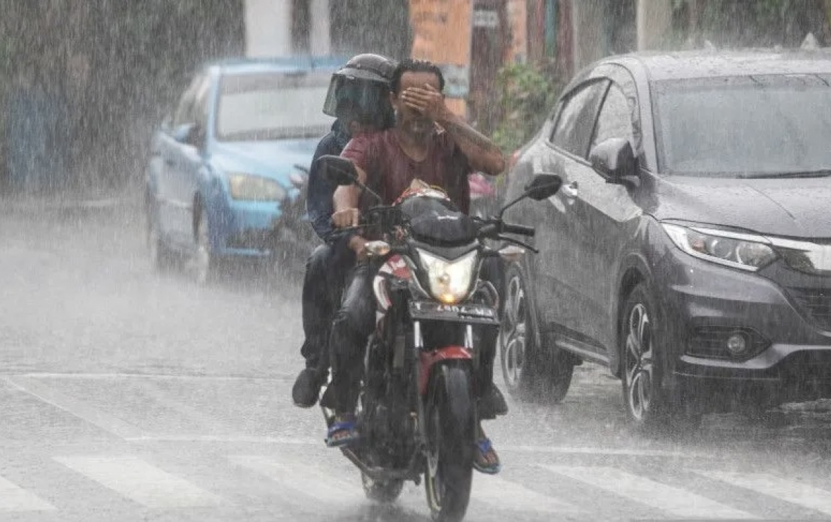 Sejumlah Wilayah di Indonesia Berpotensi Alami Hujan Lebat dan Angin Kencang