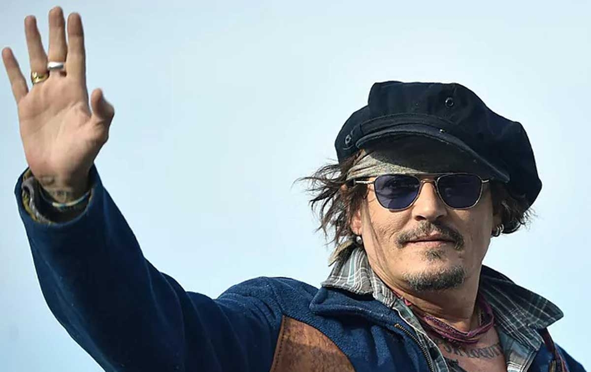 Johnny Depp Beristirahat dan Mengutamakan Kesehatan