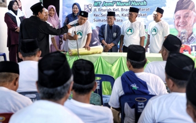 Jelang Iduladha, TGS Ganjar Latih Warga Langkat Sembelih Hewan Kurban