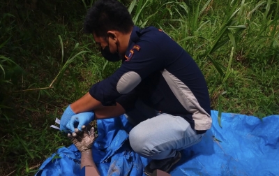Sangkut di Tali Pancing, Mayat Pria Bertato Hebohkan Warga Percut Sei Tuan