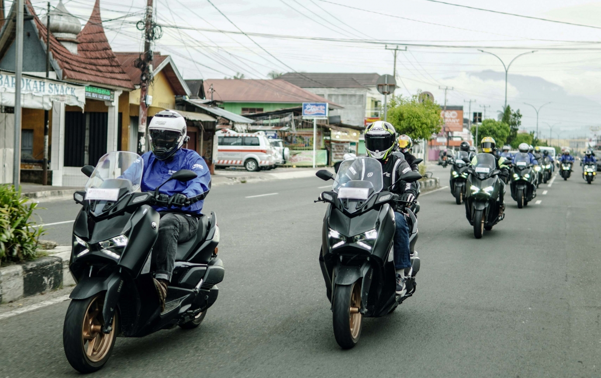 Usai Taklukkan Jalur Sabang-Medan, XMAX Tour de Sumatera Jelajahi Tanah Minang