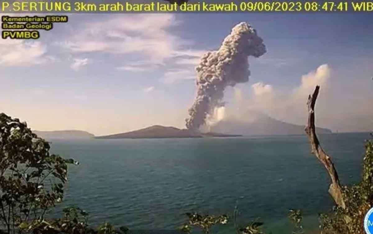 PVMBG Mencatat Terjadi Tujuh Kali Letusan Gunung Anak Krakatau