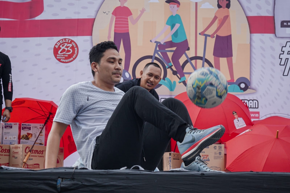 Freestyle Soccer Warnai CFD Kota Medan, Pukau Warga dengan Aksi-aksi Akrobatik