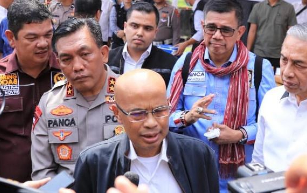 Desmond Mahesa Meninggal Dunia