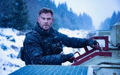 Sutradara 'Extraction' Mengonfirmasi Rencana untuk Film Ketiga