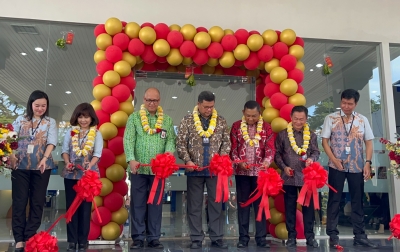 Gedung Baru BCA KCU Bukit Barisan Diresmikan, Banking Hall-Lahan Parkir Luas