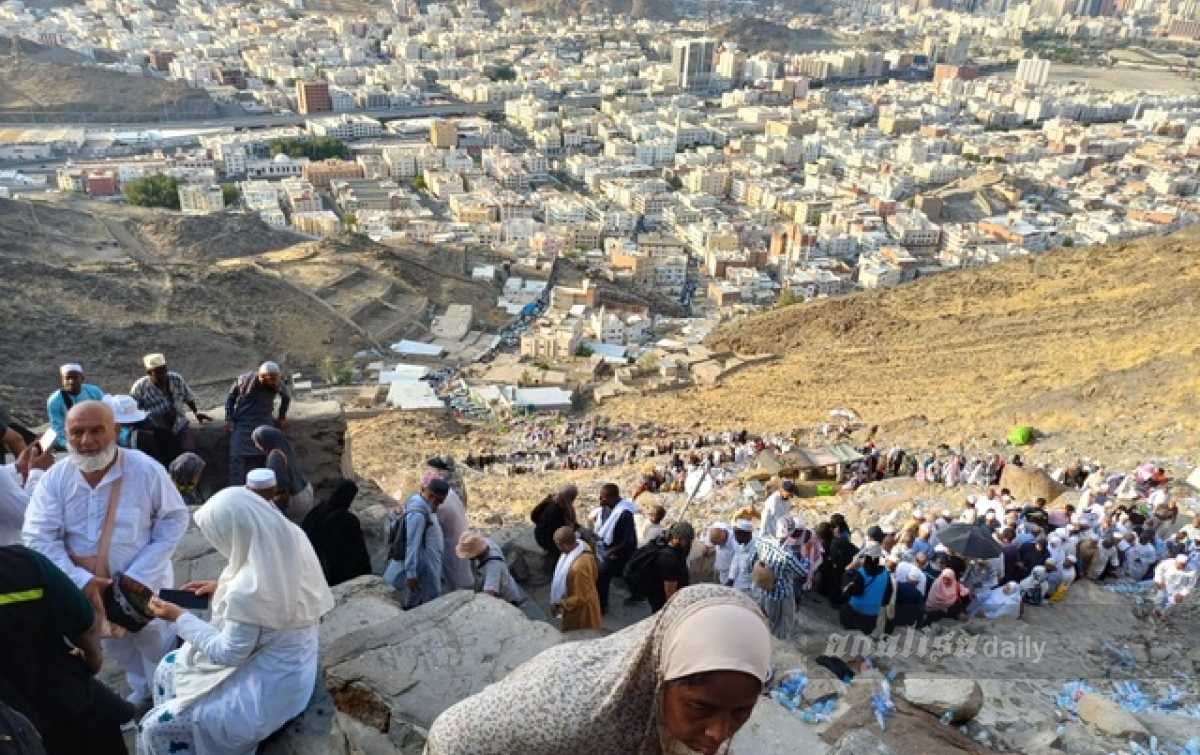 Pasca Armuzna, Jemaah Haji Ziarah Ke Gua Hira