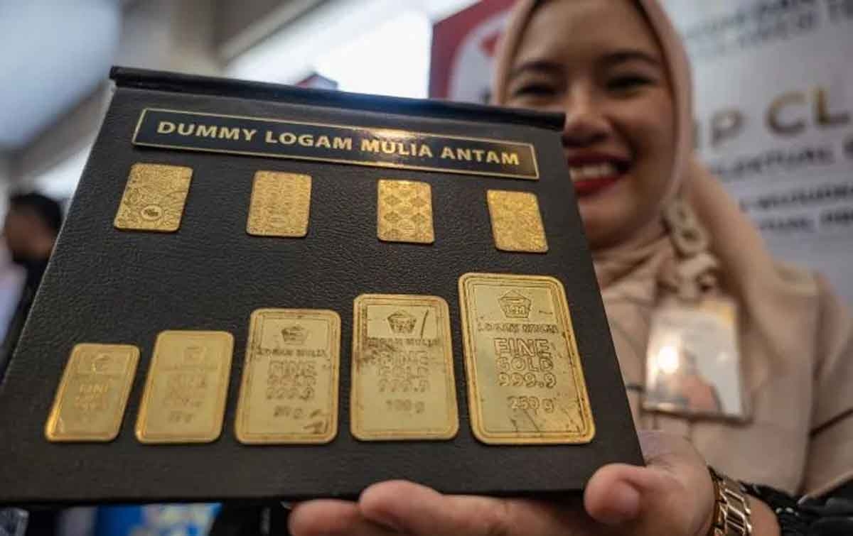 Harga Emas Antam Turun Rp 1.000 Jadi Rp 1.073.000