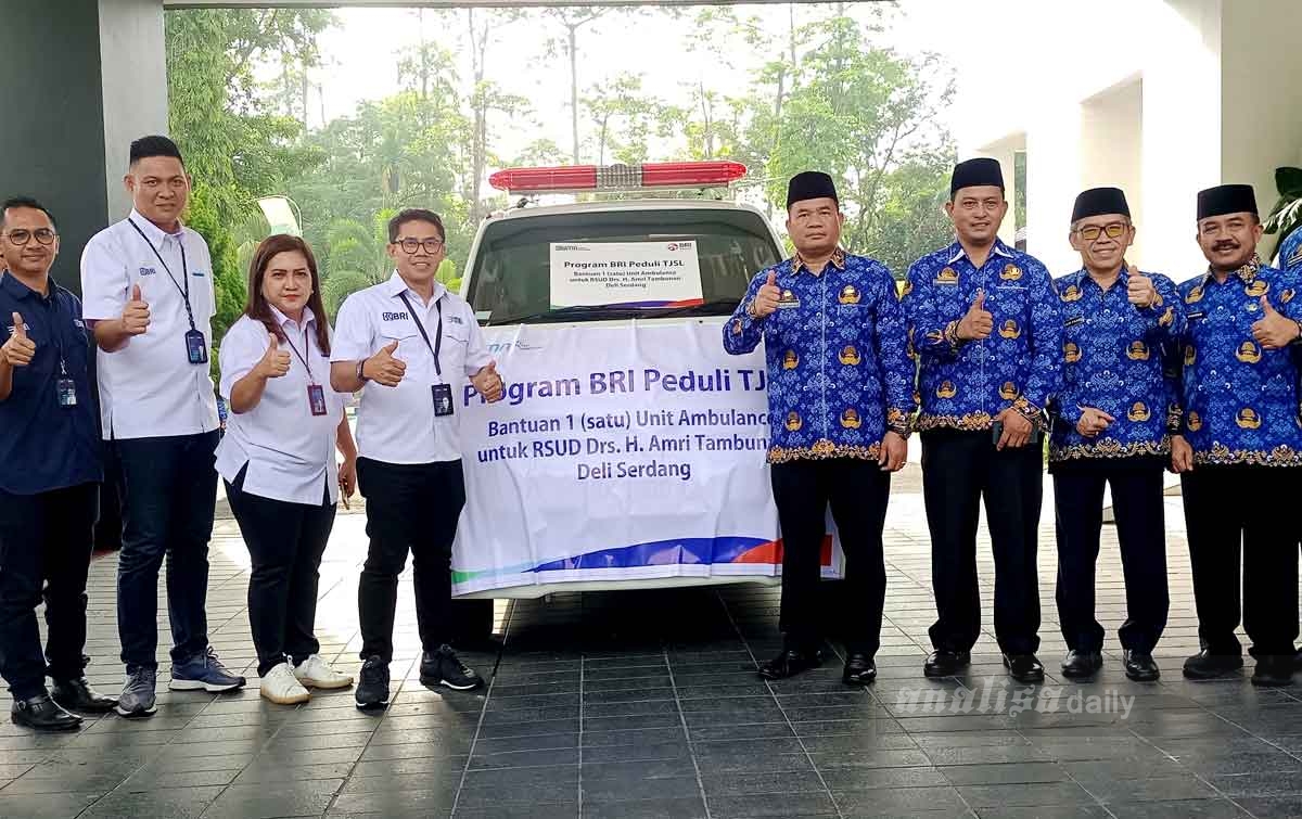 BRI Lubukpakam Sumbang Ambulans Untuk RSUD Haji Amri Tambunan