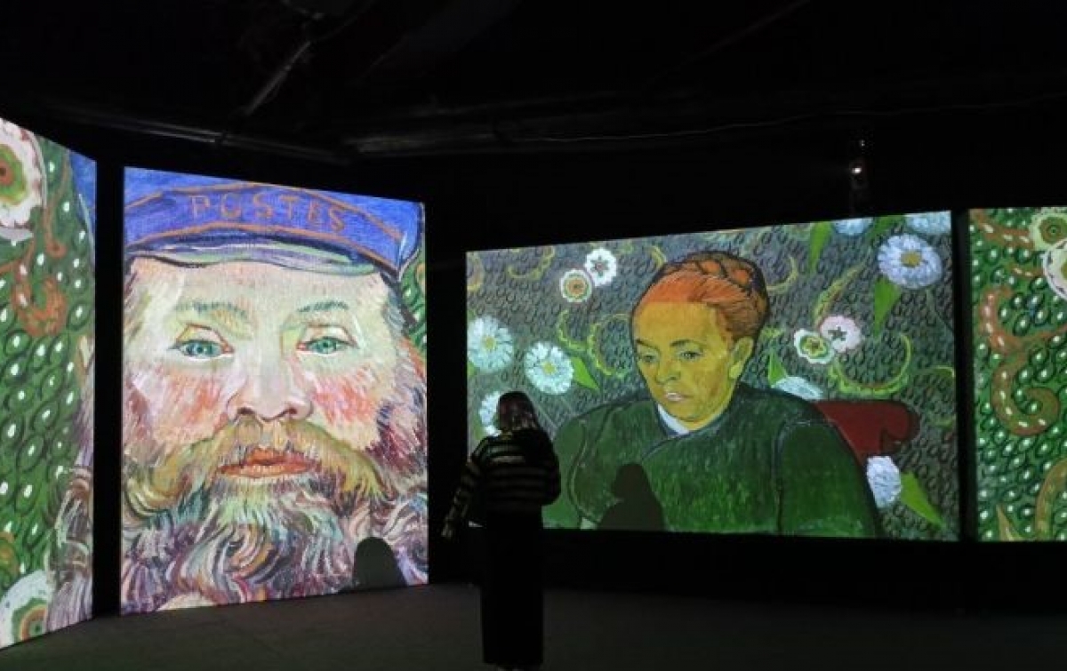 Van Gogh Alive Hadir di Indonesia: Menikmati Seni dengan Pengalaman Multisensori