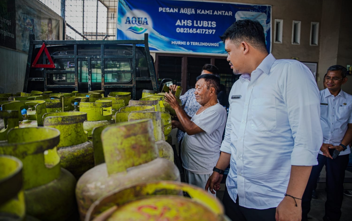 Warga Keluhkan LPG 3 Kg Langka, Bobby Nasution Sidak Pangkalan Gas 
