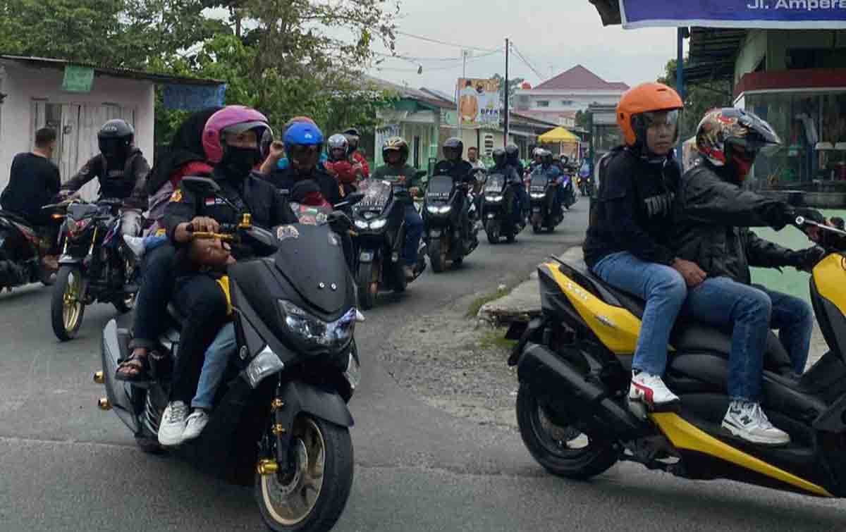 Peserta Touring Yamaha Maxi Rasakan Sensasi Aplikasi Y-Connect