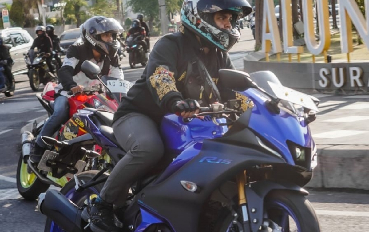 Atmosfer Keseruan bLU cRU Riding Experience Dirasakan Pengguna Yamaha R Series