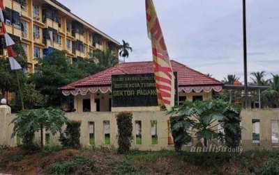 5 Tahanan Polsek Padang Hilir Kabur