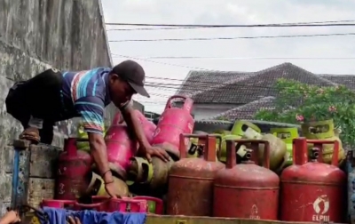 Polisi Gerebek Pangkalan Pengoplos LPG Bersubsidi di Medan, 3 Orang Ditangkap
