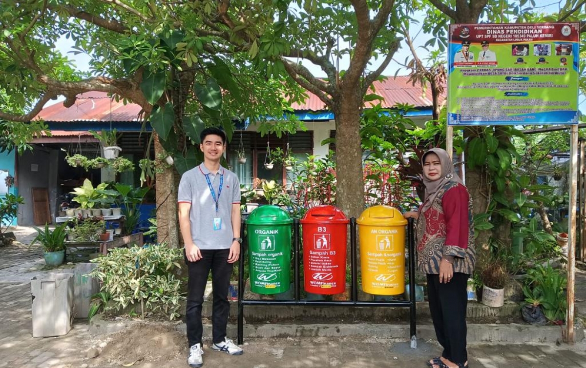 Semarak Kemerdekaan RI Melalui Donasi Tempat Sampah