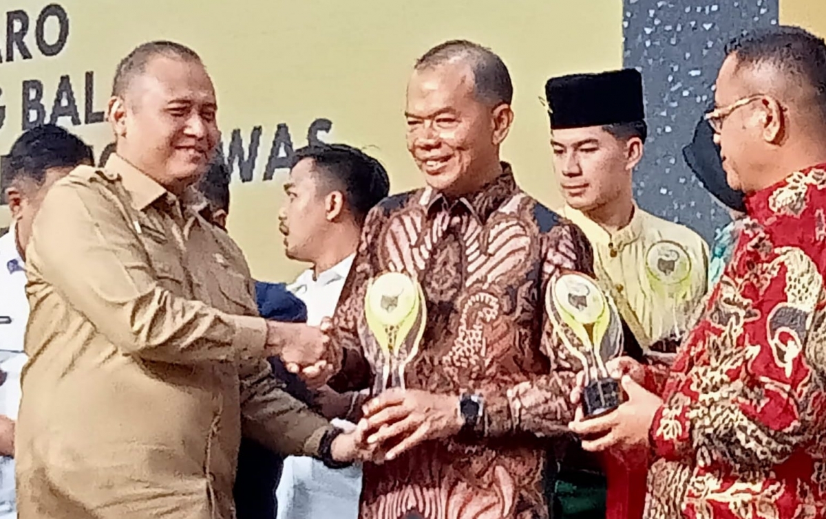 Komisi Informasi Sumut Anugerahi Langkat Sebagai Kabupaten Informatif