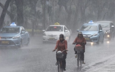 Hujan Ringan hingga Berawan Diprakirakan Dominasi Cuaca Indonesia