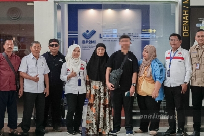 Ditinggal Orang Tua Sejak Kecil, PMI Nonprosedural Dipulangkan dari Malaysia